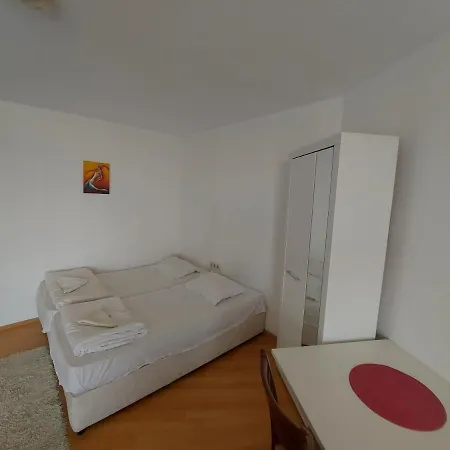 Apartament & Perla